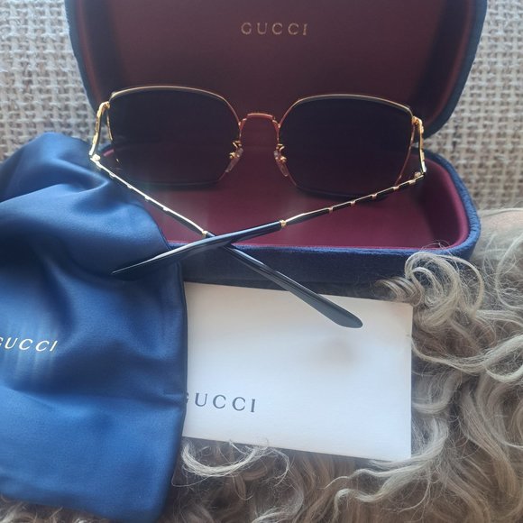NEW GUCCI Sunglasses - Picture 4 of 7